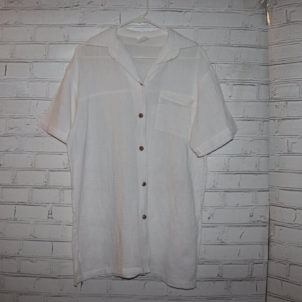 🤍 Sun Streak Button‑Up Swim Cover‑Up · Women’s Medium